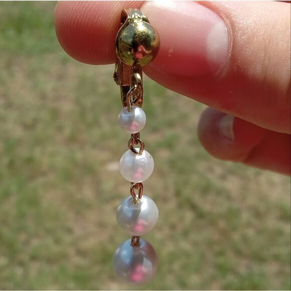 Faux pearl chain earrings - Picture 4 of 4